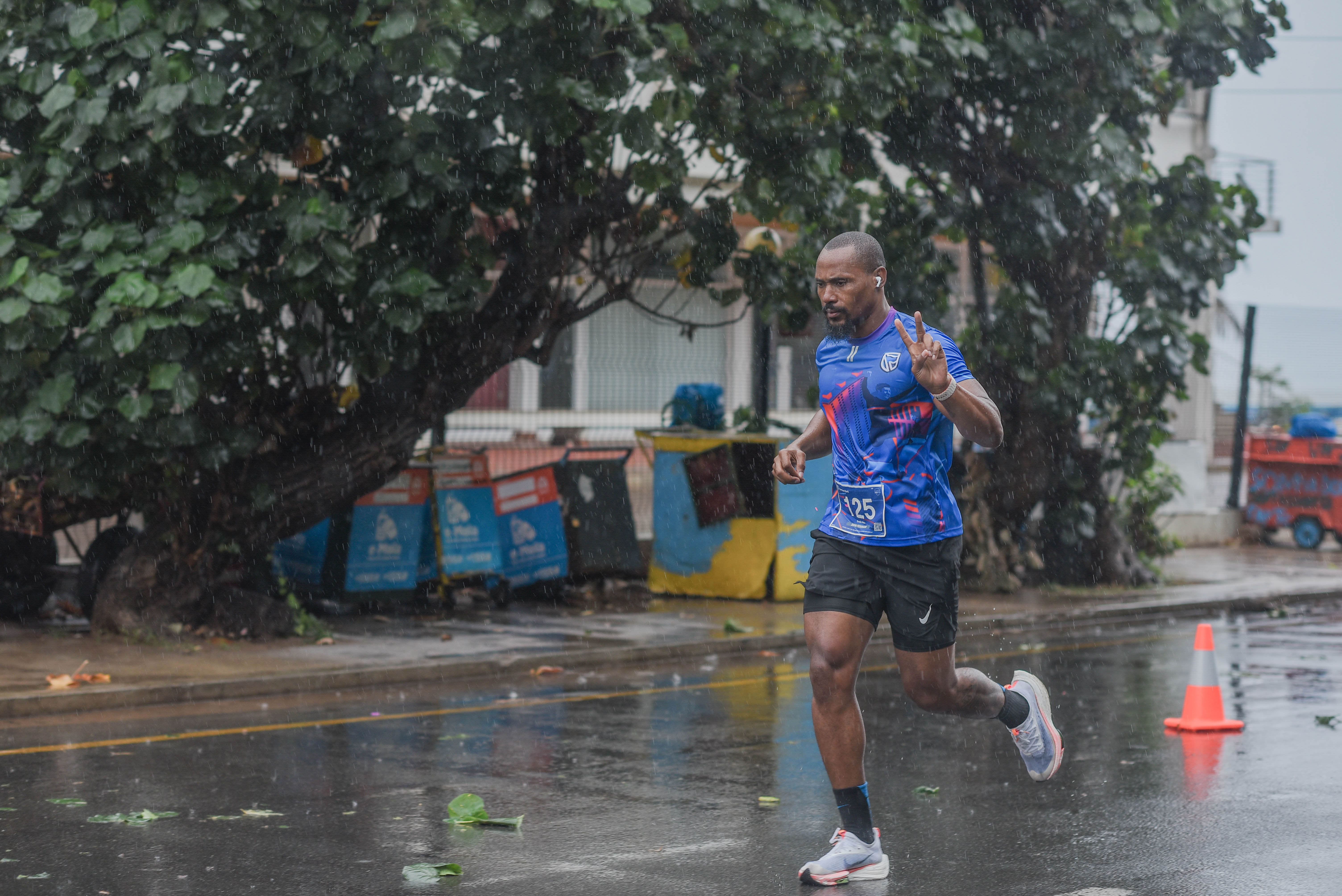49Corrida Azul.jpg